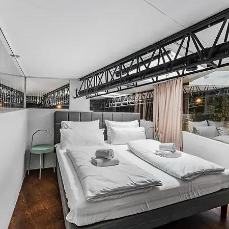 Lägenhet Luxus-wohnung In München
